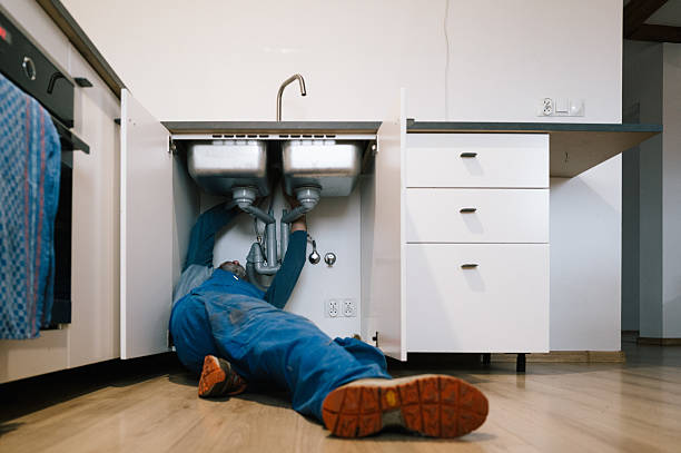 Professional Leak Detection technician working in Lisbon, MD